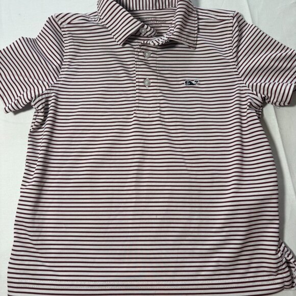 TWO (2) VINEYARD VINES 4T SHORT SLEEVE SHIRTS - 1 POLO, 1 PERFORMANCE TEE - Picture 10 of 16